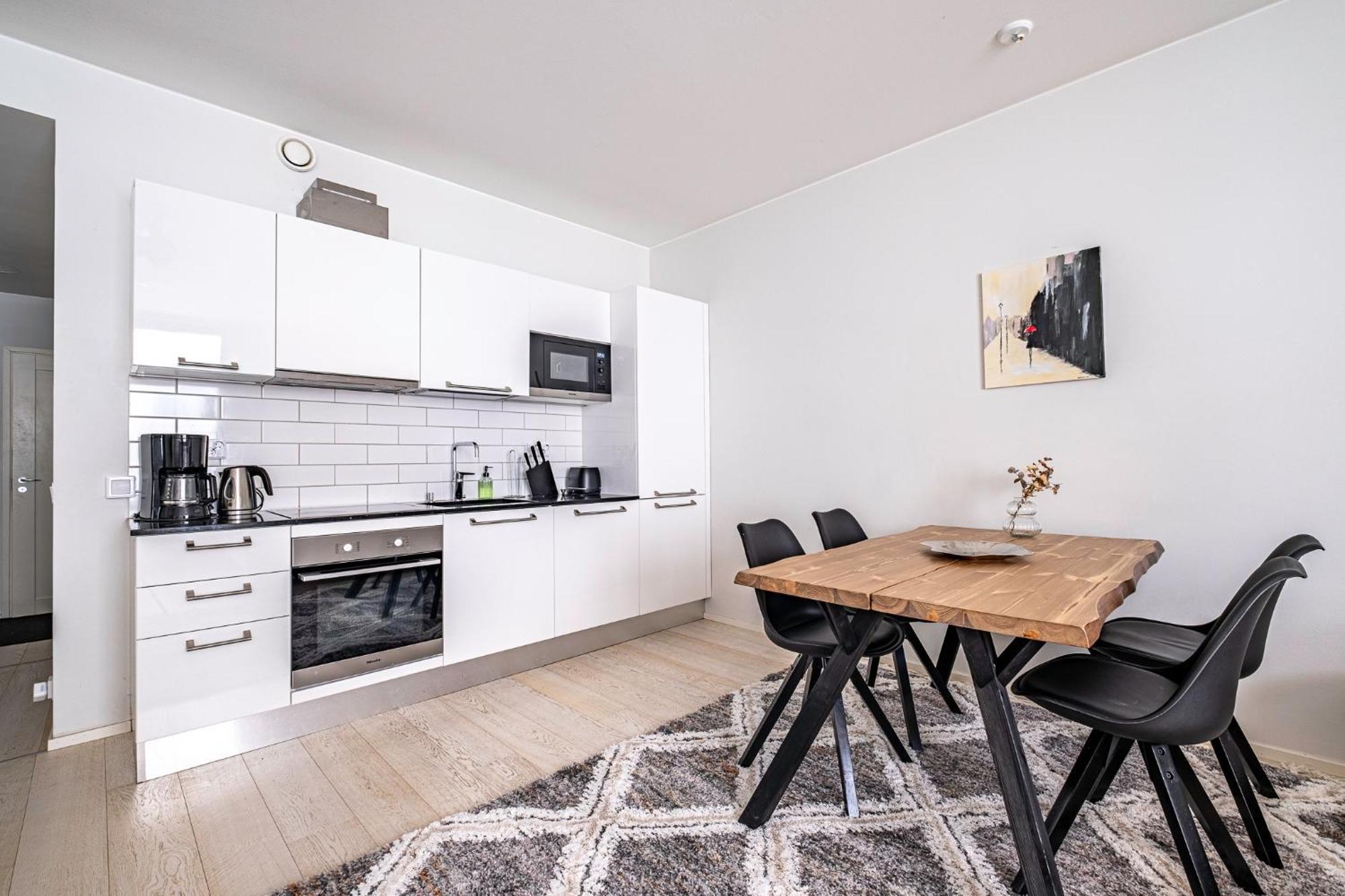 Nice Studio Apartment On A Pedestrian Street Helsinki Exterior photo